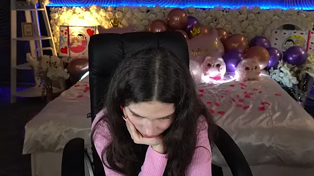 Živý XXX chat BabyFlowerr