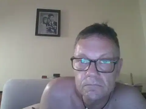 cukye webkamerás műsora