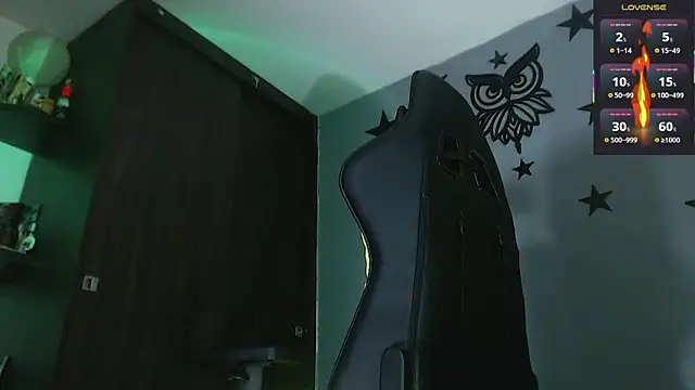 Chat +18 de justincs ao vivo