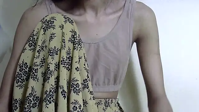 Anu_tiny লাইভ XXX চ্যাট