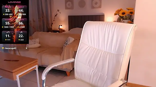 Tilly_Eliot – Naživo XXX chat