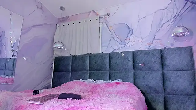 AntonellaRossi 现场XXX聊天