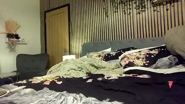 poppyinga1のウェブカメラショー