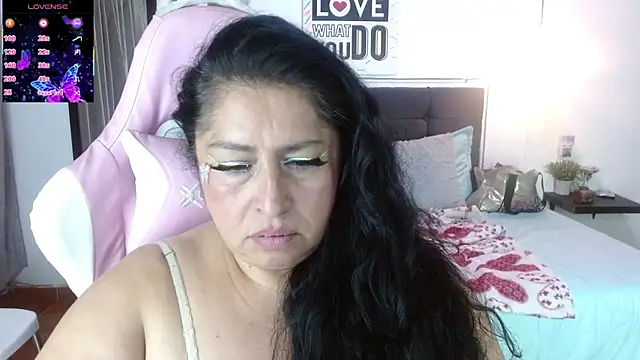 Chat +18 de Keyla01_ ao vivo