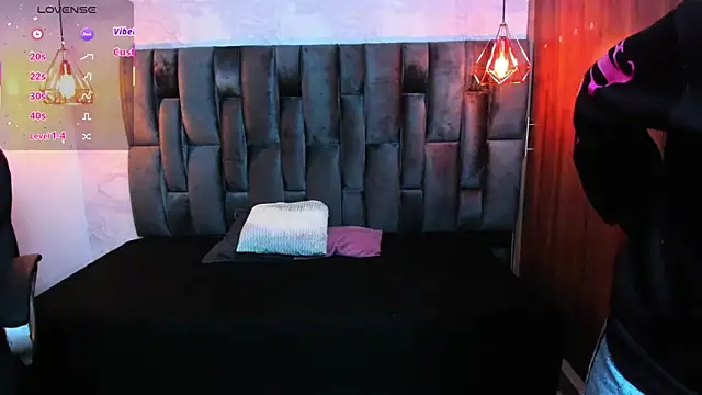 Chat +18 de miichael_black ao vivo