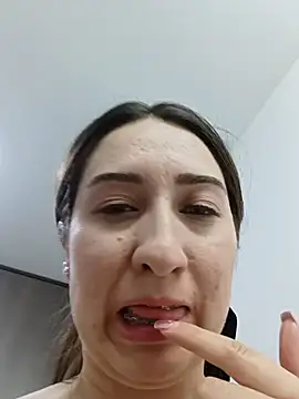 XXX chat uživo modela SUSY__06