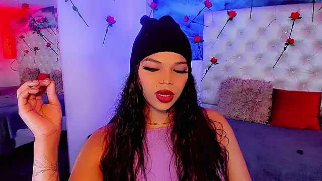 Chat XXX en directo de Keira_Fox31