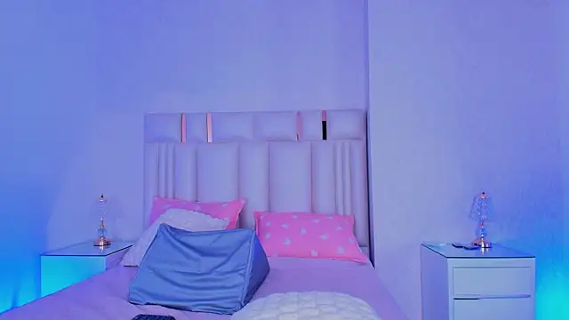 alanarose18: απευθείας συνομιλία ΧΧΧ