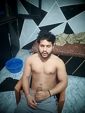 Chat +18 de Kartikkartik8595 ao vivo