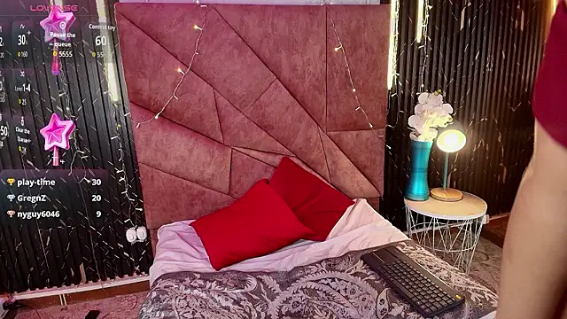 แชท XXX สดของ CamilaThaylor