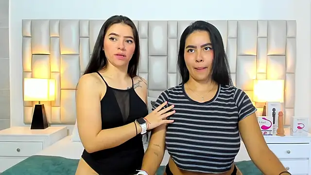 paola_katy_dicks 웹캠 쇼