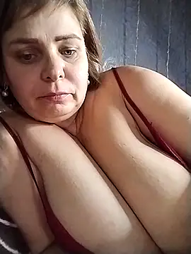 EvaCristal Chat XXX in diretta