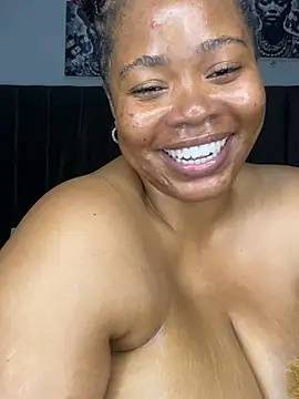 LunaCovenn – Live XXX-chat