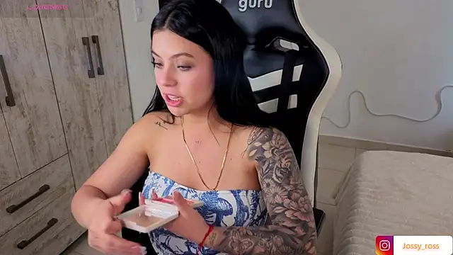 Victoryyy_ live XXX chat