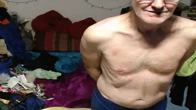 1CuteAndSexy69: онлайн-секс-чат