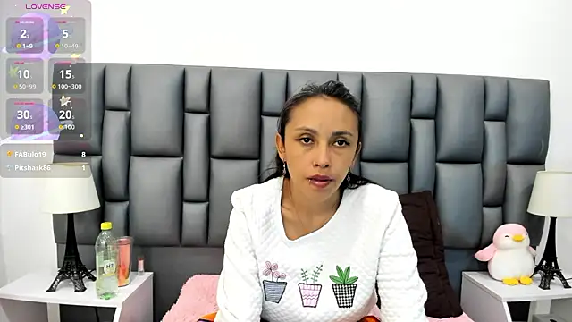 valeriasweet_'s Live XXX Chat