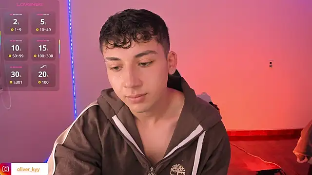 Chat XXX Live oliver_kyy