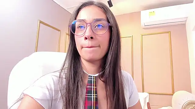 NahimiThompson Live XXX Chat