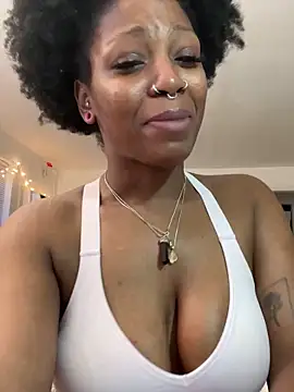 แชท XXX สดของ mochamimi