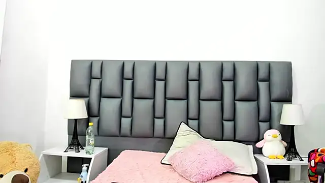 Онлайн чат XXX valeriasweet_