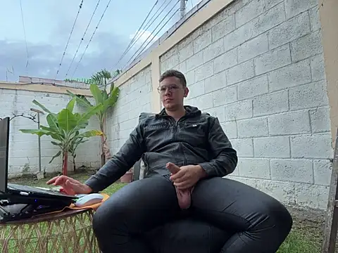 Neil_and_isaac Live XXX-Chat