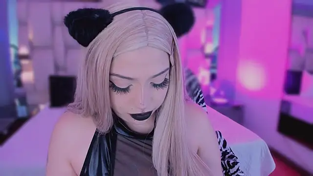 revenmiller_n Live XXX chat