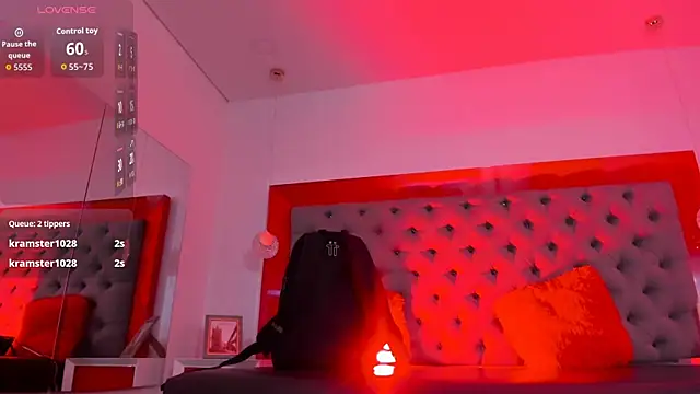 MirandaSould's Live XXX Chat