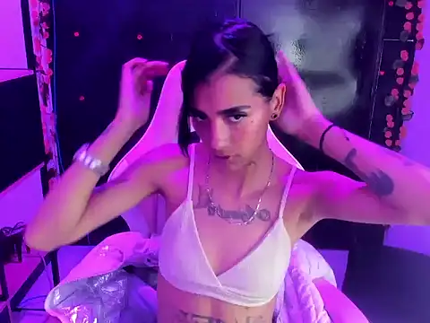 Chat XXX Live KarlaSlutSkinny__