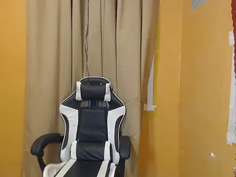 ur_lovelyjessy Show Webcam