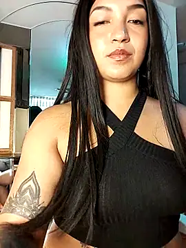 Chat XXX Live FallsForHerSmile