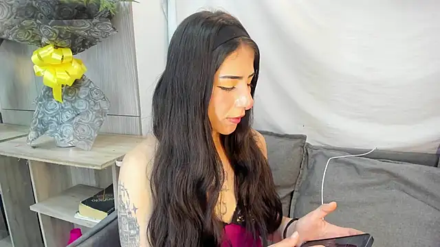 XXX chat uživo modela Mhelanny2