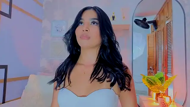 Chatroom XXX en direct de CharlotteGraay