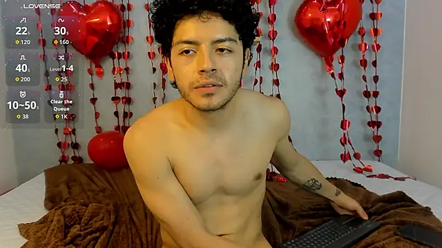 Eliotkinky Live XXX Chat