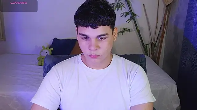 Webkamerová show eithan_jonnes