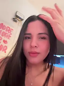 Chatroom XXX en direct de IvyValentine