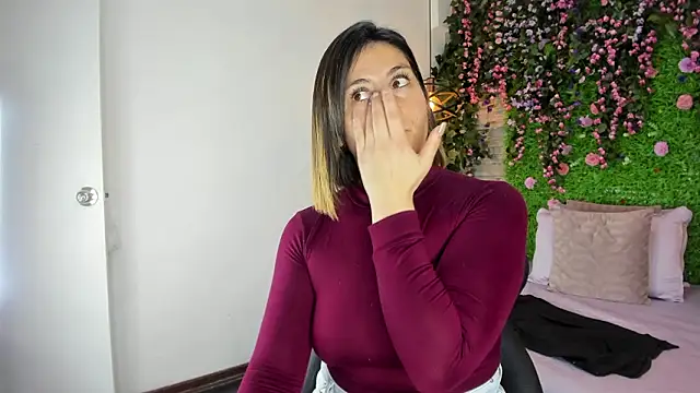 Chatroom XXX en direct de SarahDeyvis