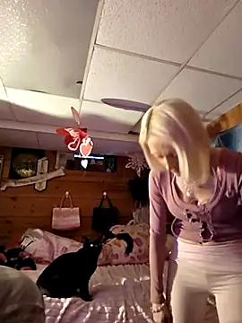 BeautifulFire23's Live XXX Chat