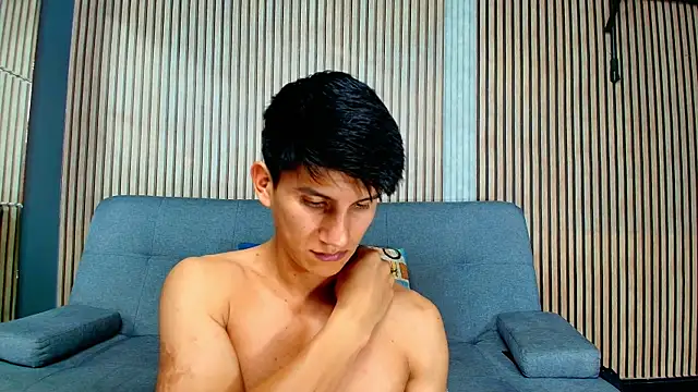 Atlas_desireのライブXXXチャット