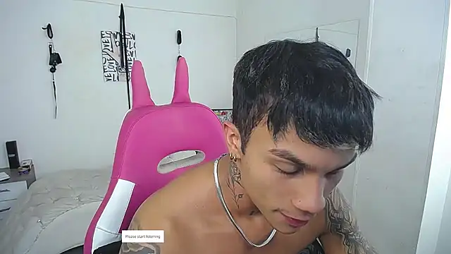 Leonard_Price লাইভ XXX চ্যাট