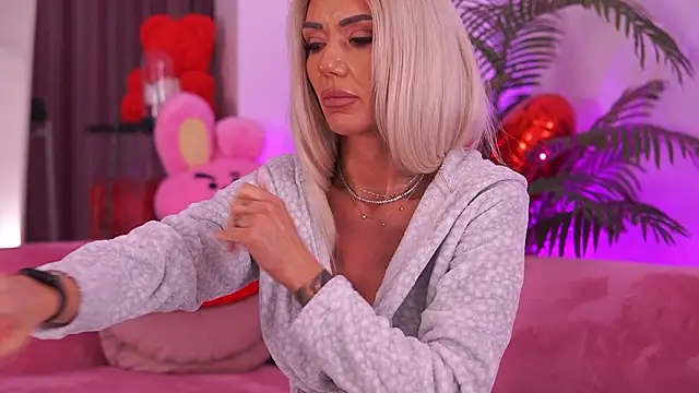 XXX chat uživo modela fallingangel