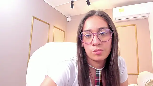 Chat XXX en directo de NahimiThompson