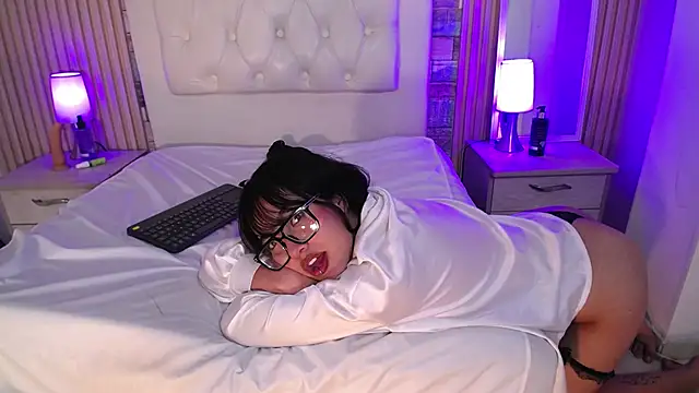 Amy_channel live XXX chat