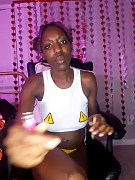 oliviaprettypussy 即時 XXX 聊天