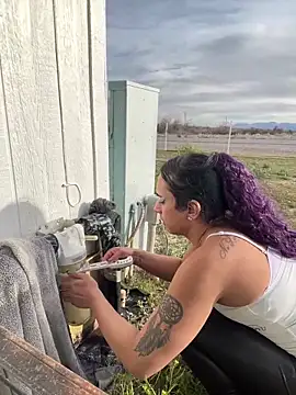 Pokazy przed kamerką – TranSexualJade95