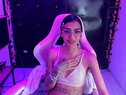 KarlaSlutSkinny__n Live XXX chat