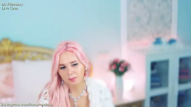 Chat +18 de Amoramias ao vivo