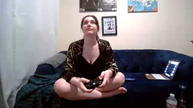 Kora_Kat webkamerás műsora