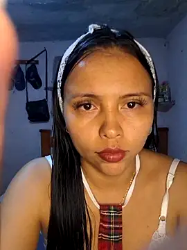 Daniela_Cruz_'s Live XXX Chat