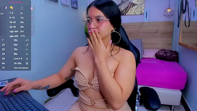 lalytulu99のライブXXXチャット