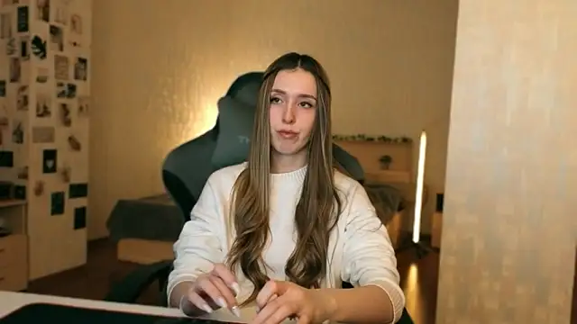 XXX chat uživo modela yourrdanceteacher